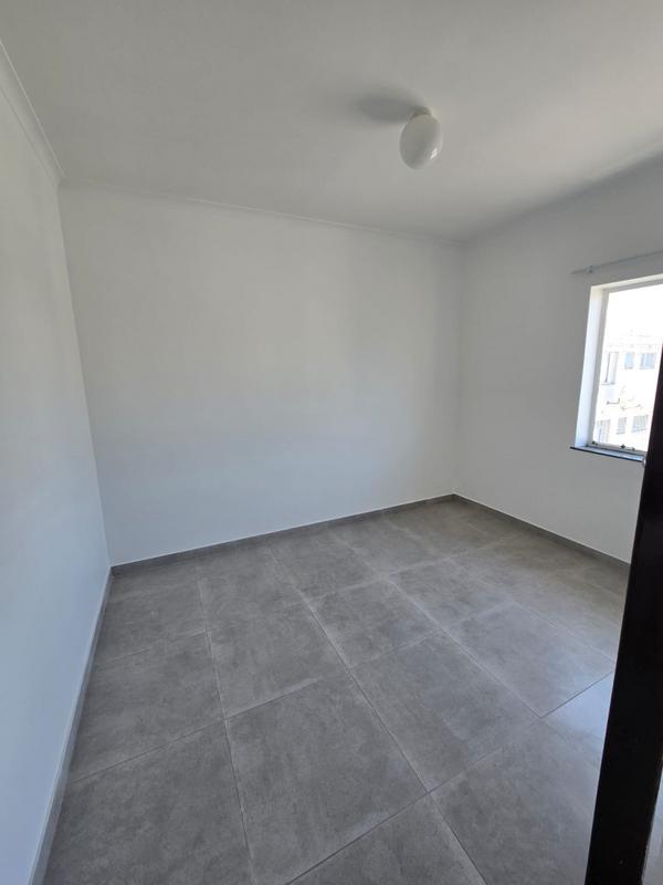 To Let 2 Bedroom Property for Rent in Thornton Western Cape